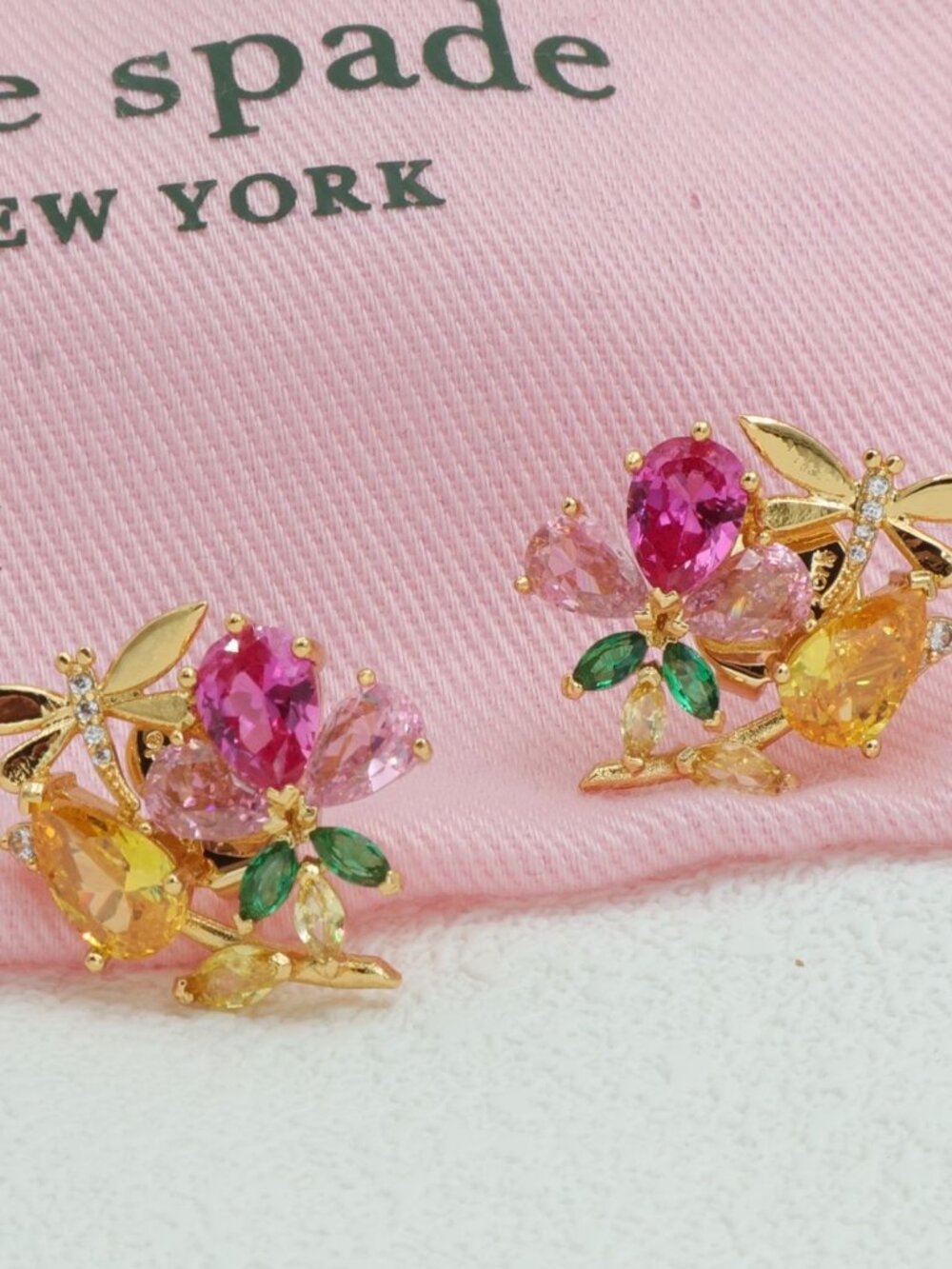 Kate Spade Greenhouse Gold Floral Cluster Stud Earrings Gold NEW - Picture 2 of 2